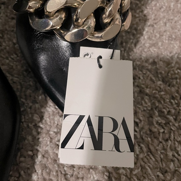 Zara Heeled Leather Knee High Boots With Chain Detail - Picture 10 of 16